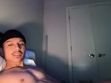Chaturbate Nude Webcam of xmomentumx