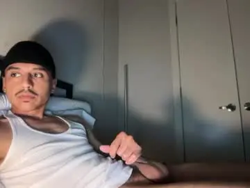Chaturbate Live Sex of xmomentumx