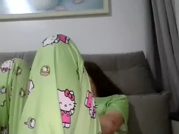 Chaturbate Sex Cam of _hidden_frommymoom_