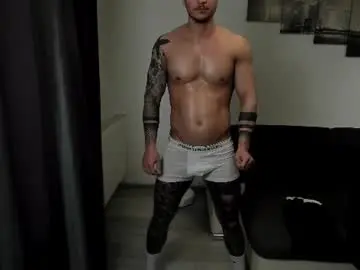 Chaturbate Free Porn Cam of richarddarell