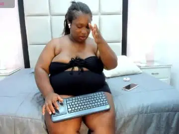 Chaturbate Private Sex Chat of treisyvixen