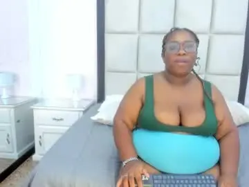 Chaturbate Watch Live Sex Cams of treisyvixen