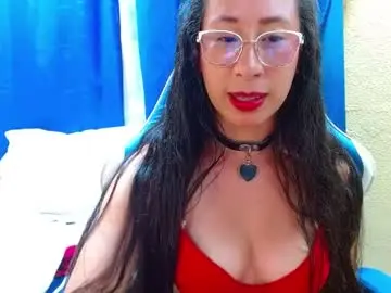 Chaturbate Watch Live Sex Cams of gia_leinn