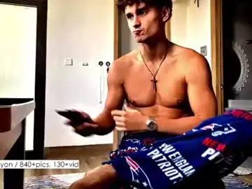 Chaturbate Best live sex cam show of atreyon