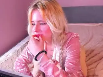 Chaturbate Best live sex cam show of kiki_peach