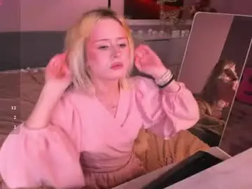 Chaturbate Watch Live Sex Cams of kiki_peach