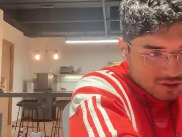 Chaturbate Live Sex Cam of bdever7