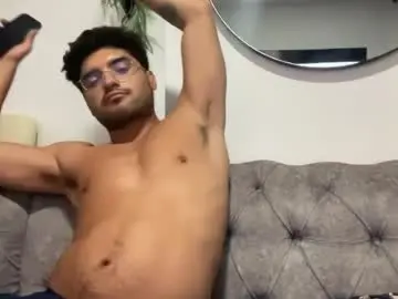 Chaturbate Live Sex Cam of bdever7