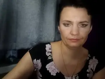 Chaturbate Sex Cam of hotmamaqueen234
