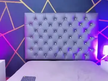 Chaturbate Live Sex Cam of liaa_taylor1