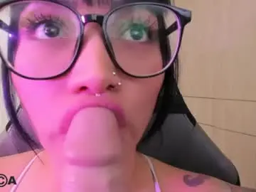 Chaturbate Watch Live Sex Cams of alice_rausing