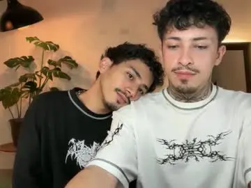 Chaturbate Free Porn Cam of noah_and_steven