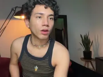 Chaturbate Best live sex cam show of noah_and_steven