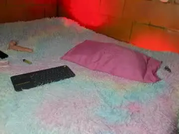 Chaturbate Live Sex Cam of samy__miller_