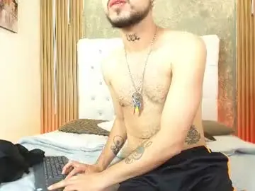 Chaturbate Adult Webcam of steven_skiing