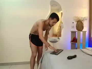 Chaturbate Watch Live Sex Cams of steven_skiing