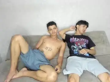 Chaturbate Free Porn Cam of pelusos_mens