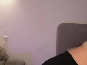 Chaturbate Live Sex Cam of couple_of_your_dreams_