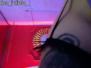 Chaturbate Adult Video Chat of julieta_russell