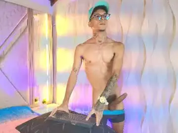Chaturbate Sex Chat of merlin_2026