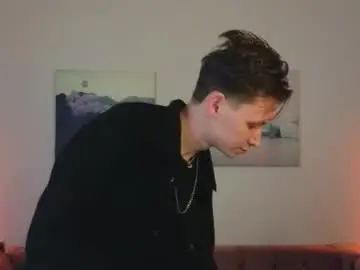 Chaturbate Sex Cam of meverik_oushen