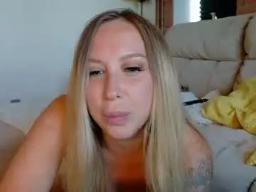 Chaturbate Watch Live Sex Cams of _mari_