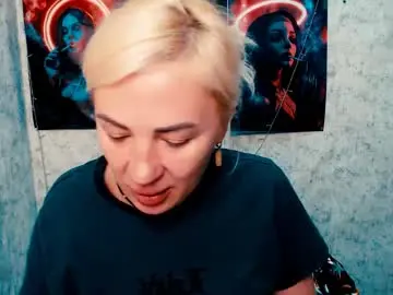Chaturbate Sex Cam of alinafrey_