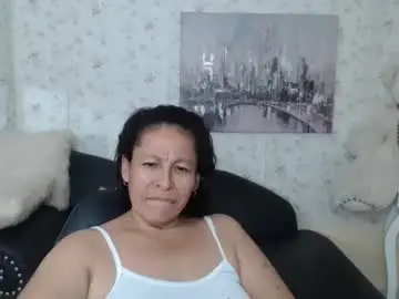 Chaturbate Free Live Porn of mature_martina_