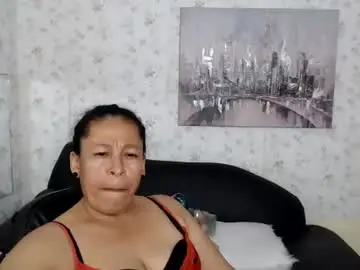 Chaturbate Live Sex Cam of mature_martina_
