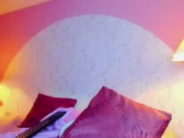 Chaturbate Live Sex Cam of miabunny__1
