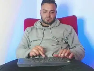 Chaturbate Adult Video Chat of robert_leroy