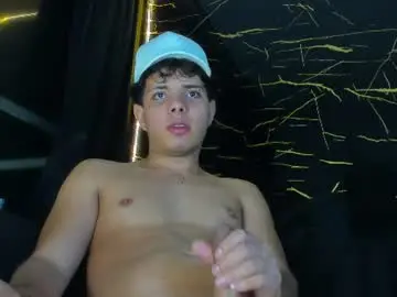 Chaturbate Live Sex of alessandro__777