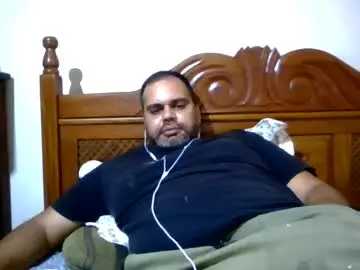 Chaturbate Adult Video Chat of benjamin_anderson
