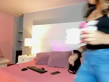 Chaturbate Best live sex cam show of lyaa_sweet1