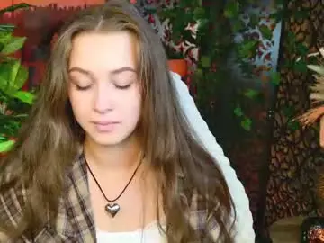 Chaturbate Live Sex Cam of arielsykes