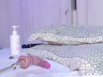 Chaturbate Live Porn of missjuliaa_