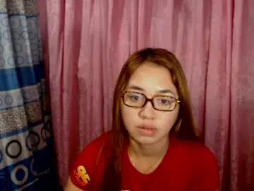 Chaturbate Free Live Porn of pinay_singlemomxs