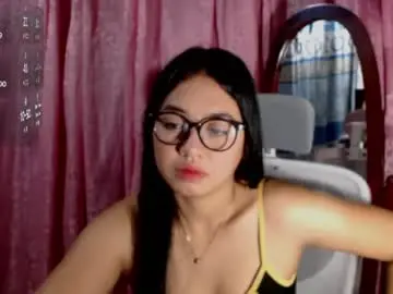 Chaturbate Sex Cam of pinay_singlemomxs