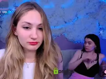 Chaturbate Free Live Porn of aria_glow