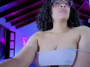 Chaturbate Adult Video Chat of danna_berry