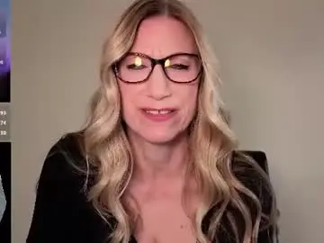 Chaturbate Best live sex cam show of wynfreya