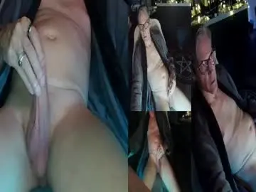Chaturbate Adult Video Chat of d_j_strokes
