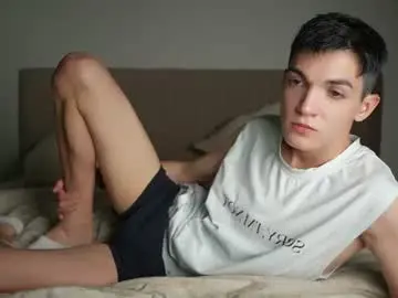 Chaturbate Live Sex Cam of mattyaiden