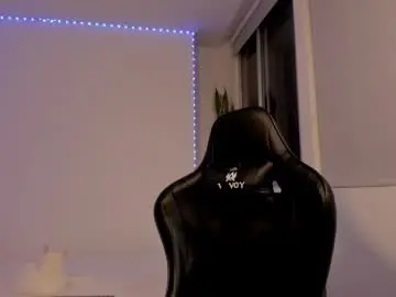 Chaturbate Live Sex Cam of xavier_colleman