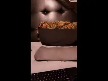 Chaturbate Nude Webcam of tj_the_man