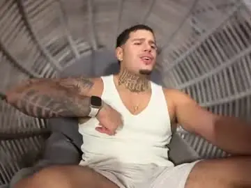 Chaturbate Free Porn Cam of yamp_bigcock