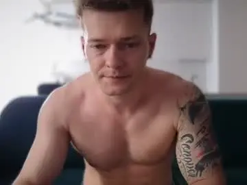 Chaturbate Live Sex Cam of pashka_x