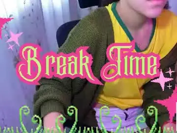 Chaturbate Nude Webcam of petitecurlybrunette