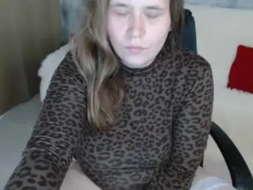 Chaturbate Sex Cam of adelinalawson