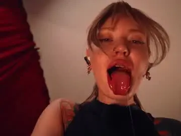 Chaturbate Adult Video Chat of kinkylina_